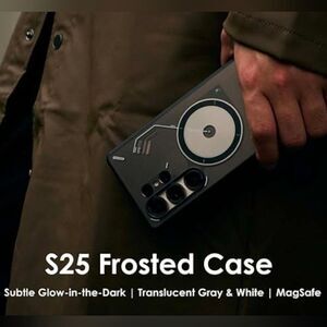 🩵⏭️NIB Glow In The Dark Translucent Magnetic S25 Ultra Phone Case